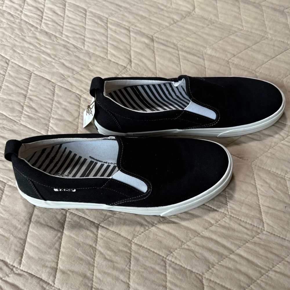 Taos Rubber Sole Slip On NWT